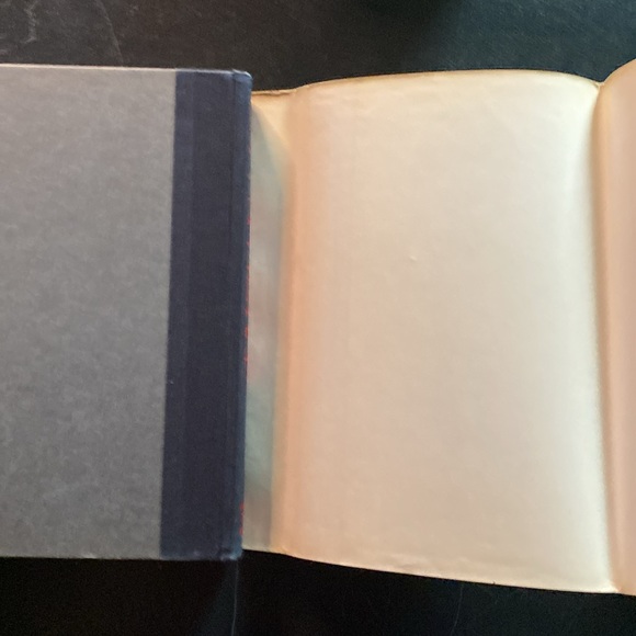 FIRST EDITION Stephen King's Misery Published in 1987 - Picture 5 of 9